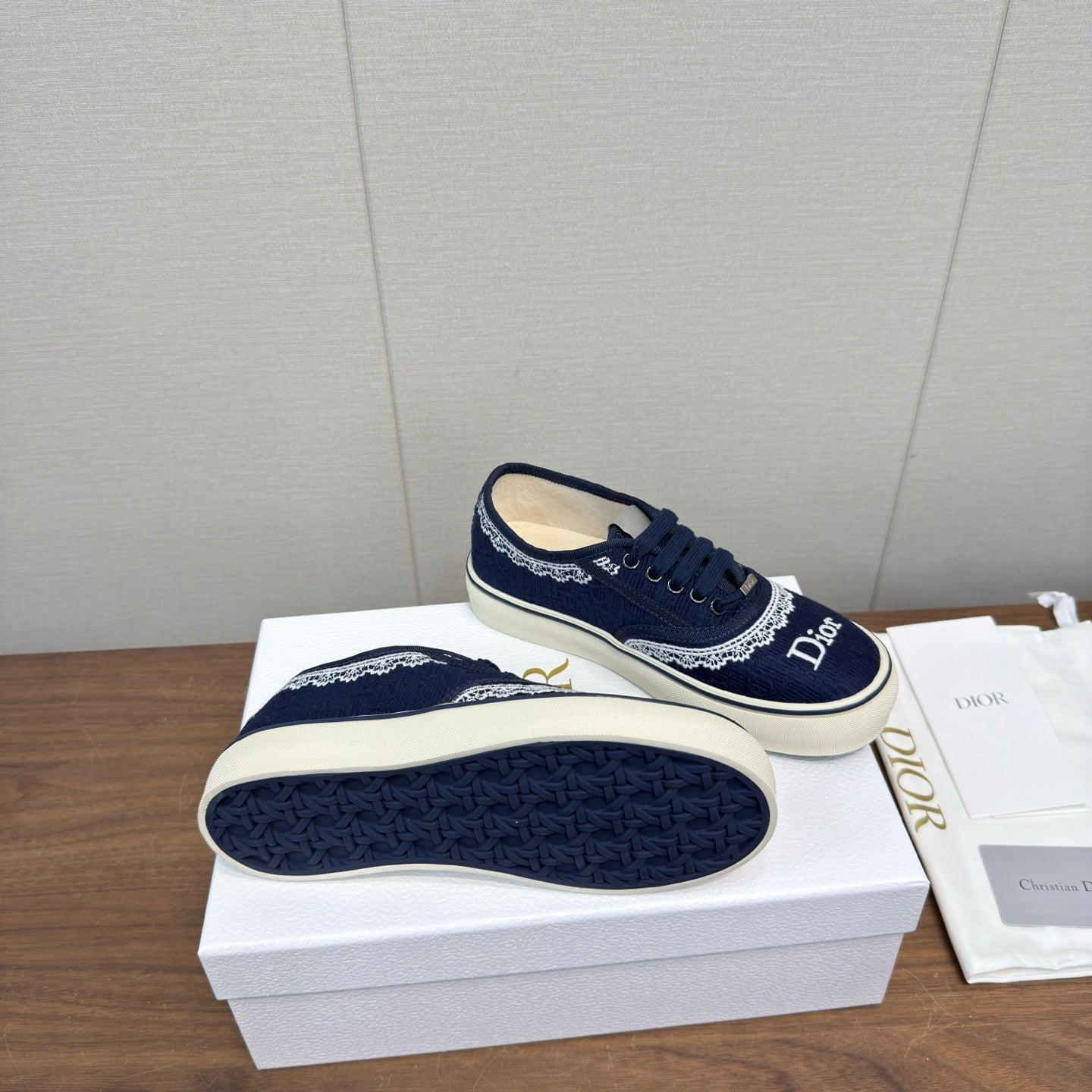 CHD Sneakers Woman
