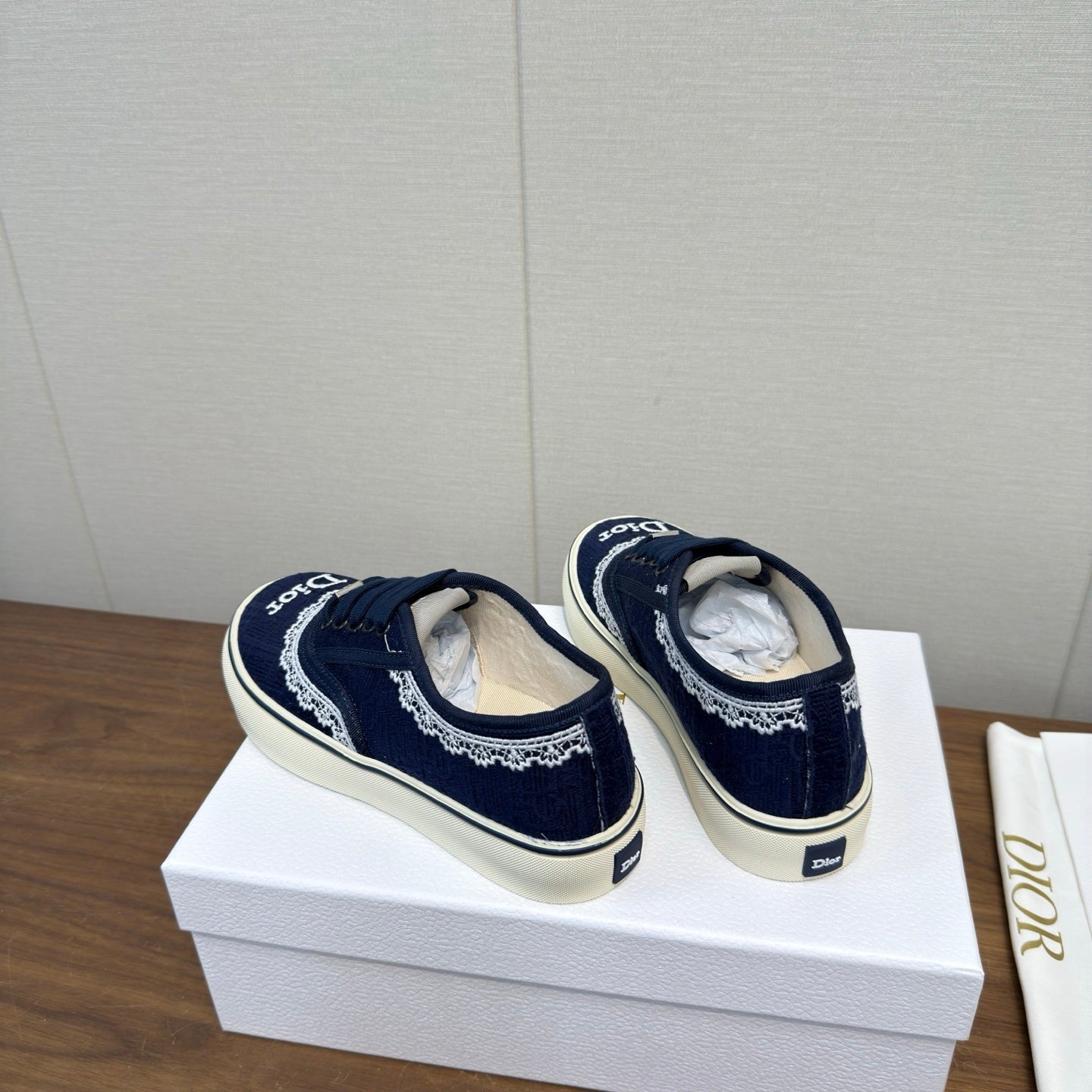 CHD Sneakers Woman