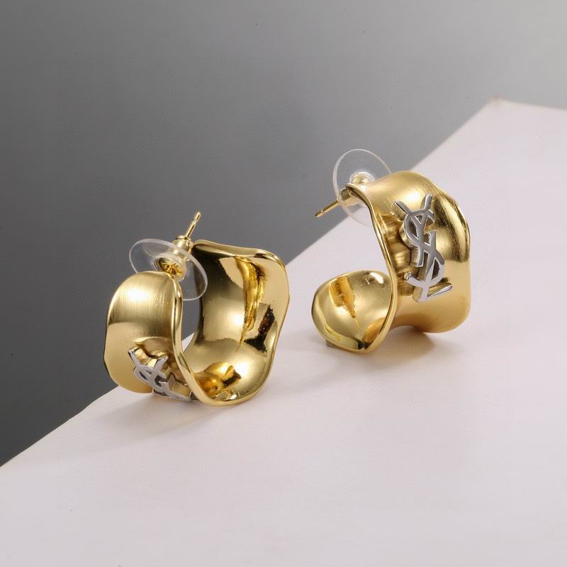 Y L Fashion earrings