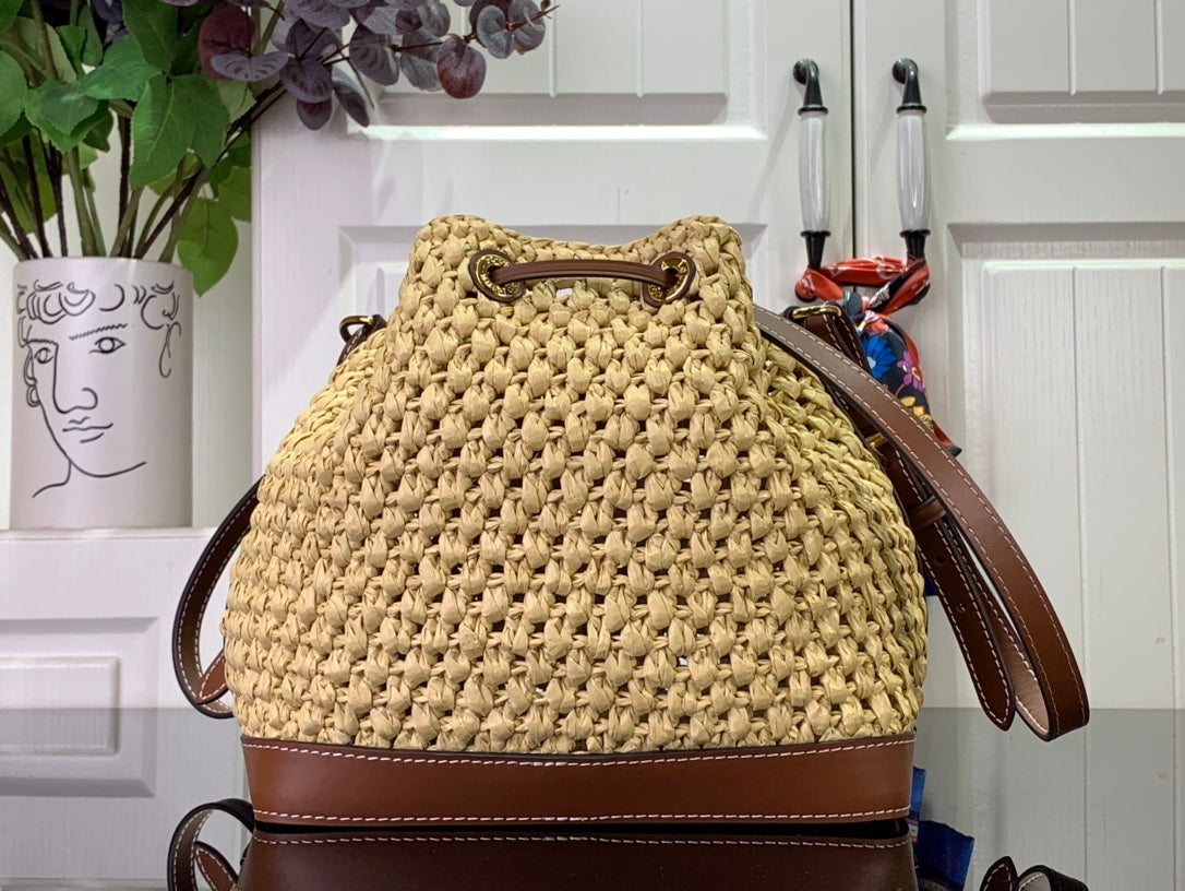 LU Bag  Raffia Small 24 cm