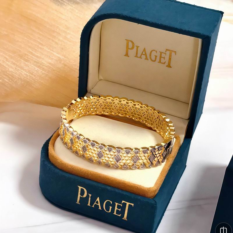 PEGU Fashion Bracelet