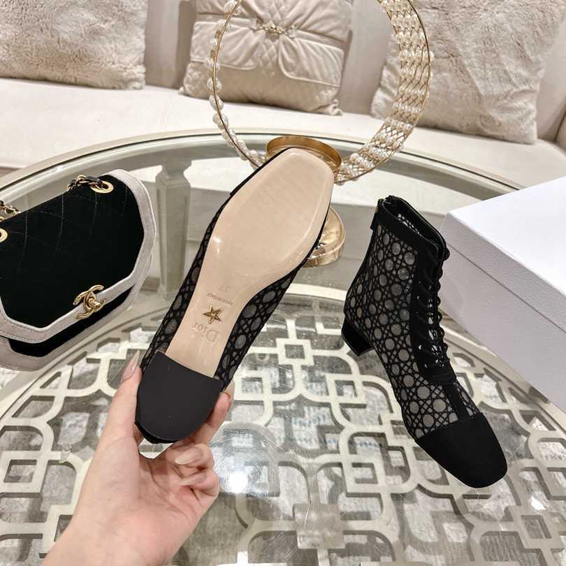 CHD Woman Boots  Low