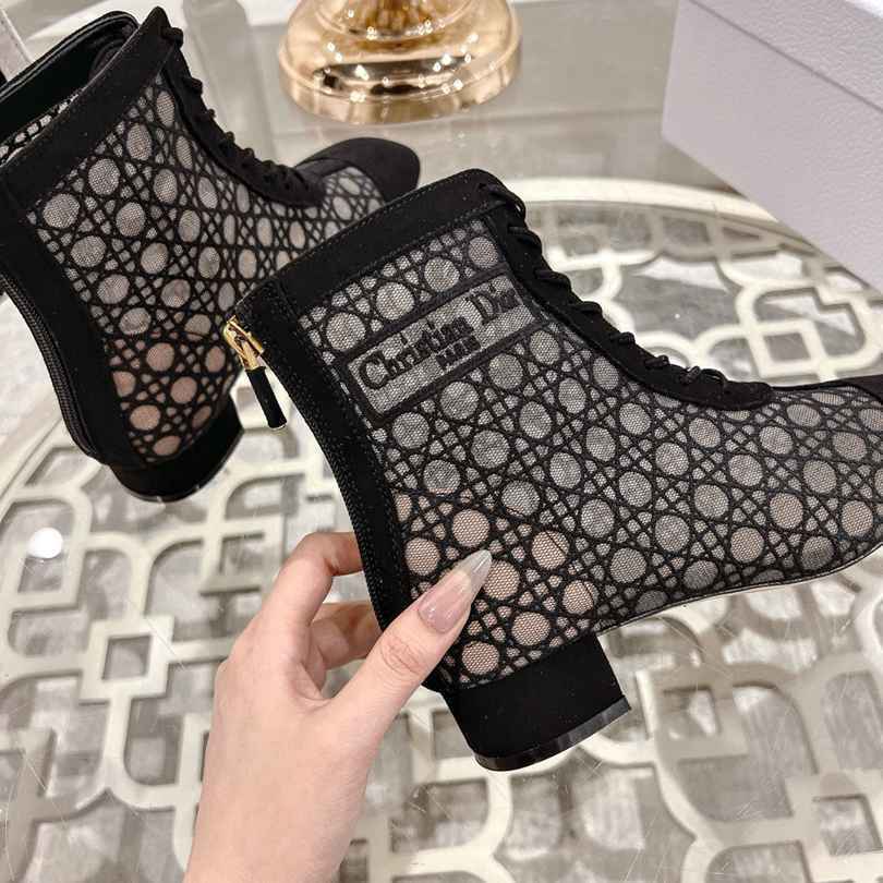 CHD Woman Boots  Low