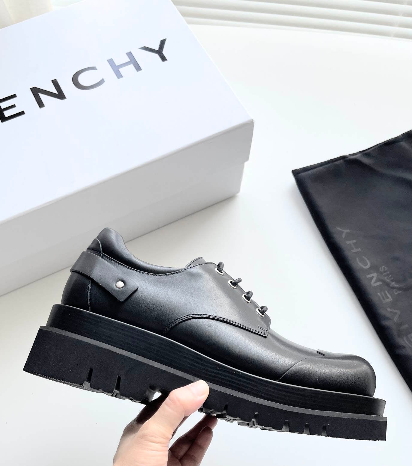 GIVENJY  Shoes  Man