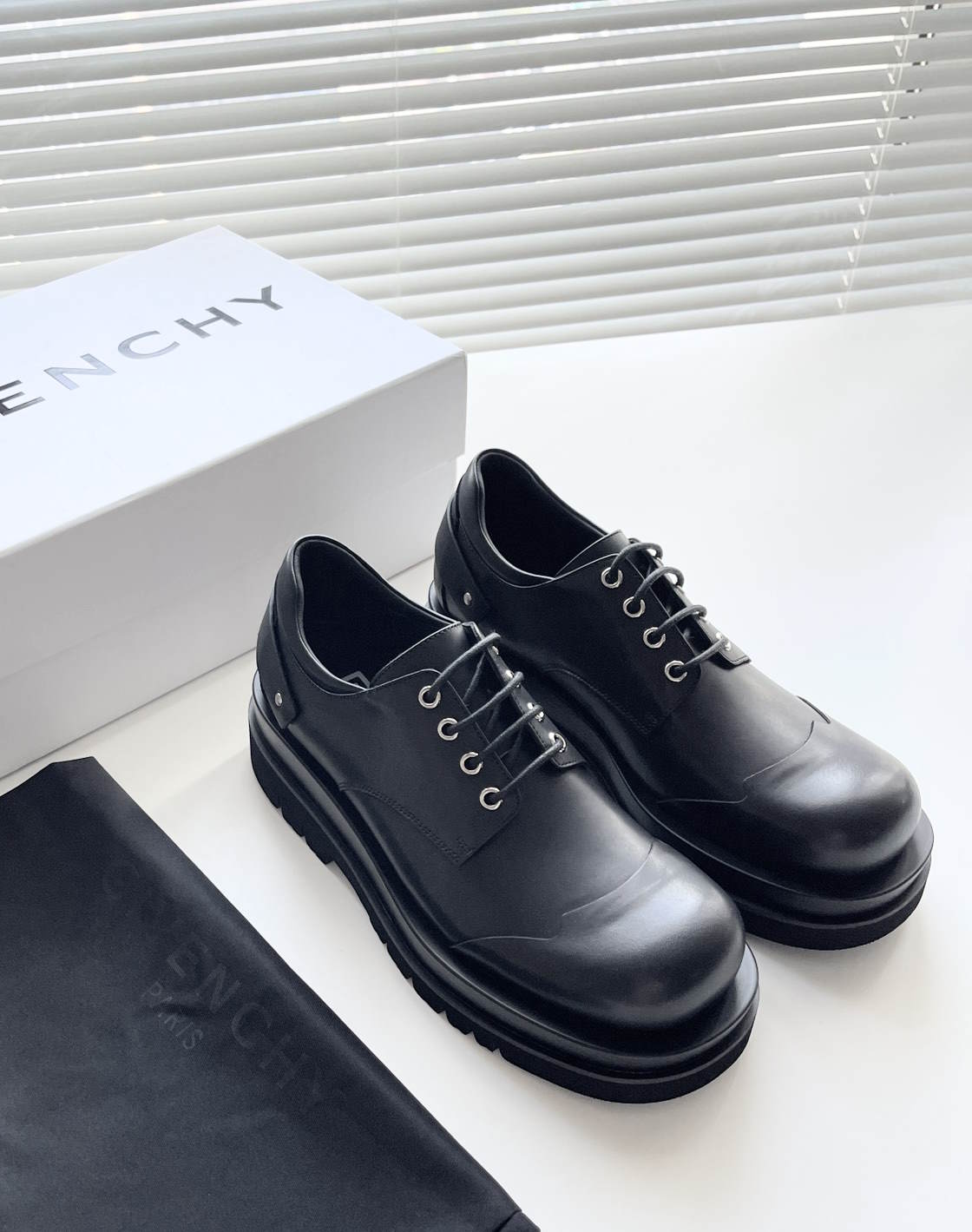 GIVENJY  Shoes  Man