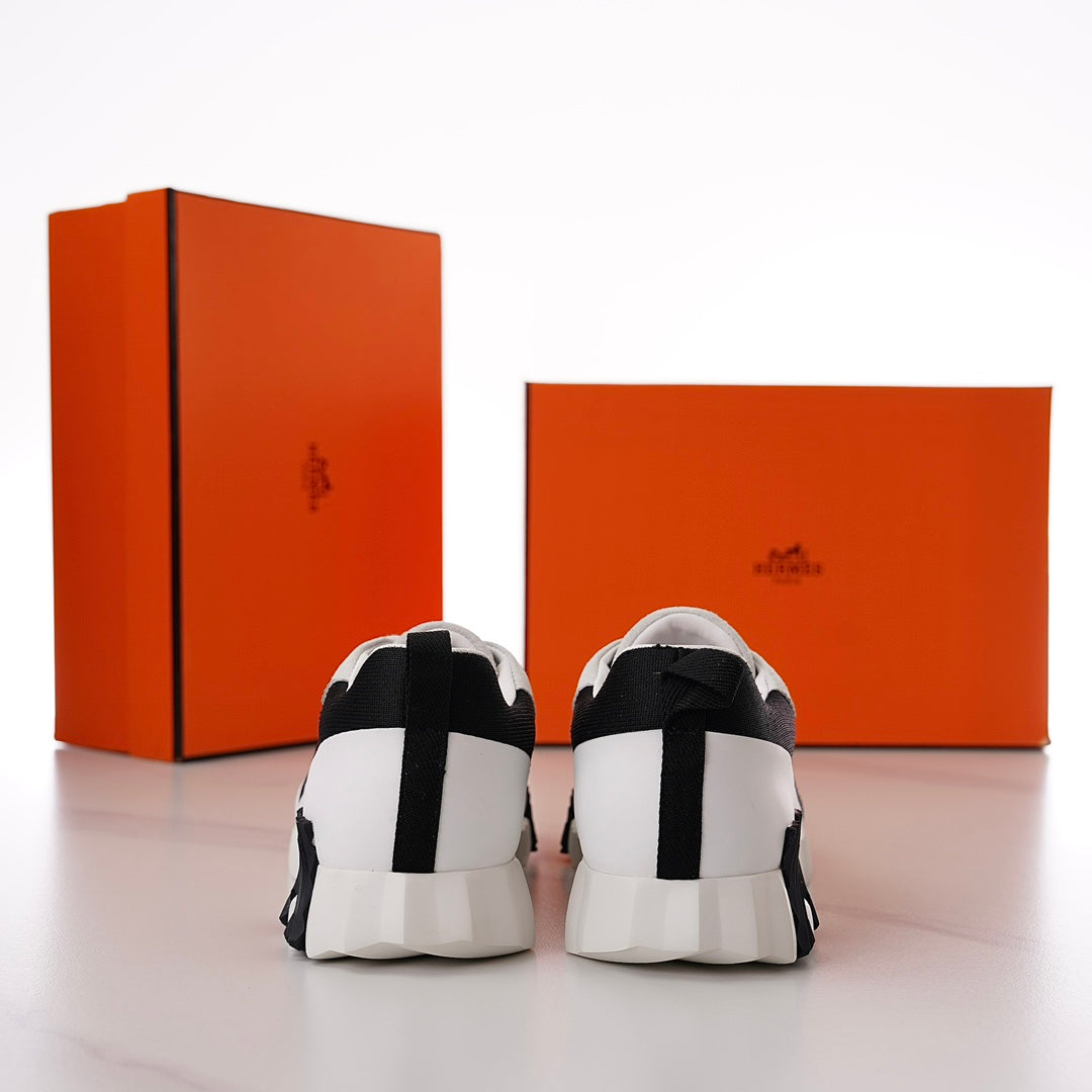 HRM Trainer Sneakers