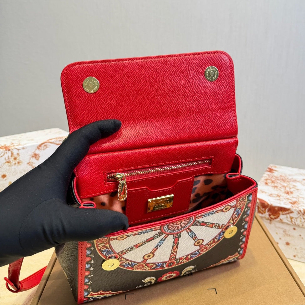G D Bag  3 Color's