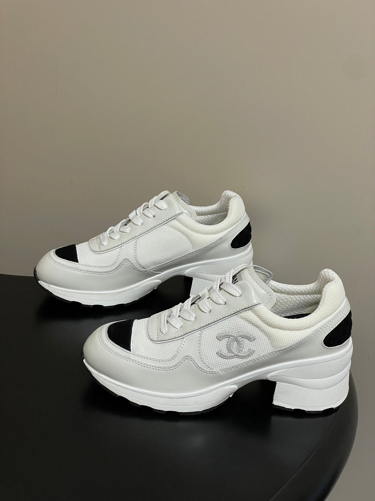 CHL  Sneakers Woman 2 Color's