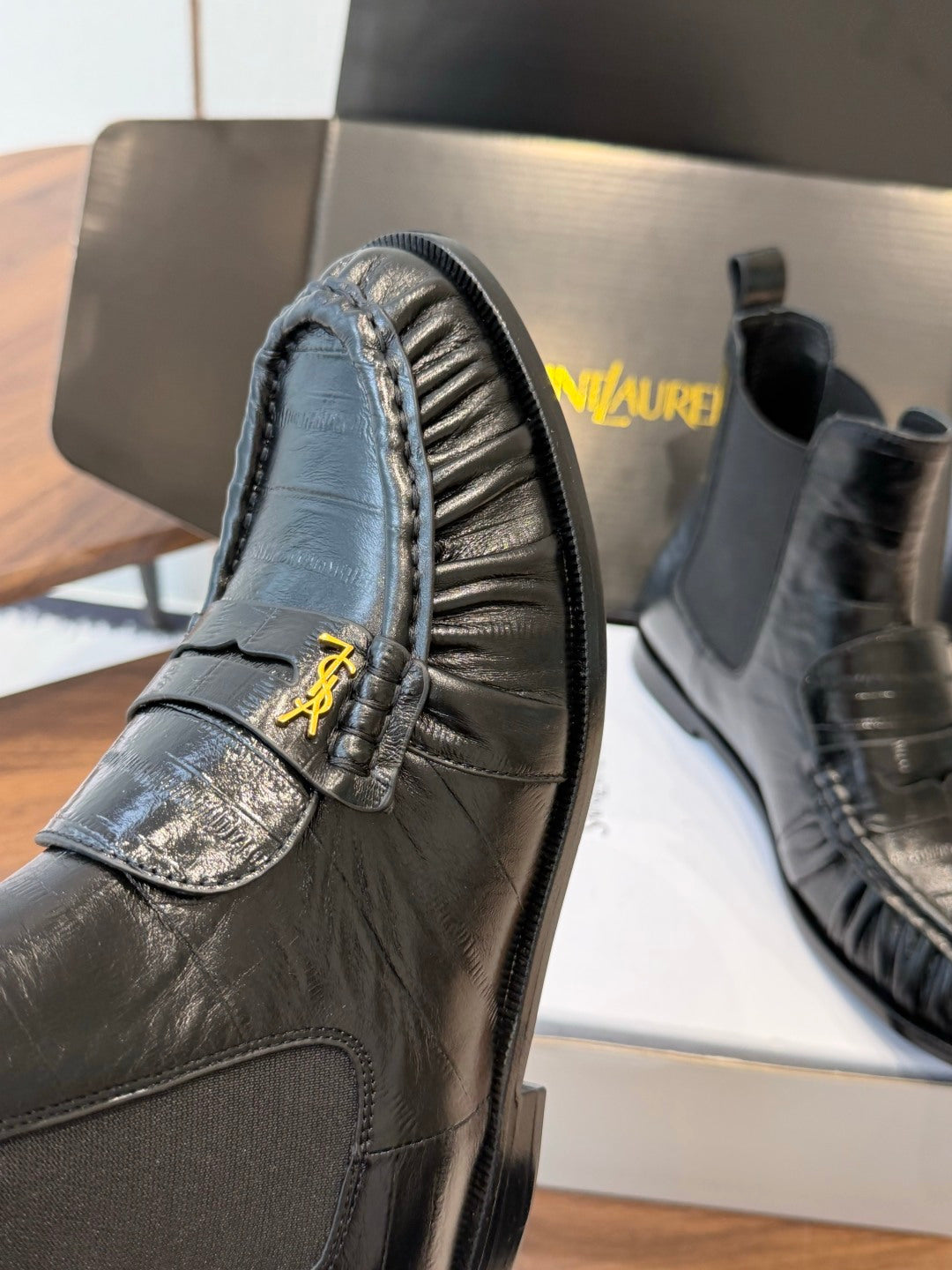Y L  Boots Woman Low