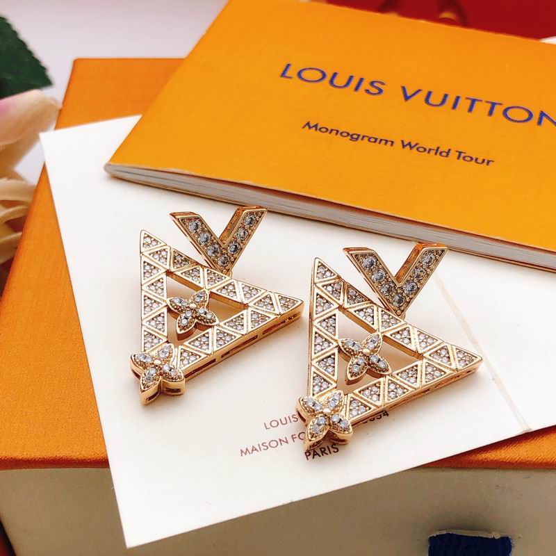 LU  Fashion Earrings 3 Color's