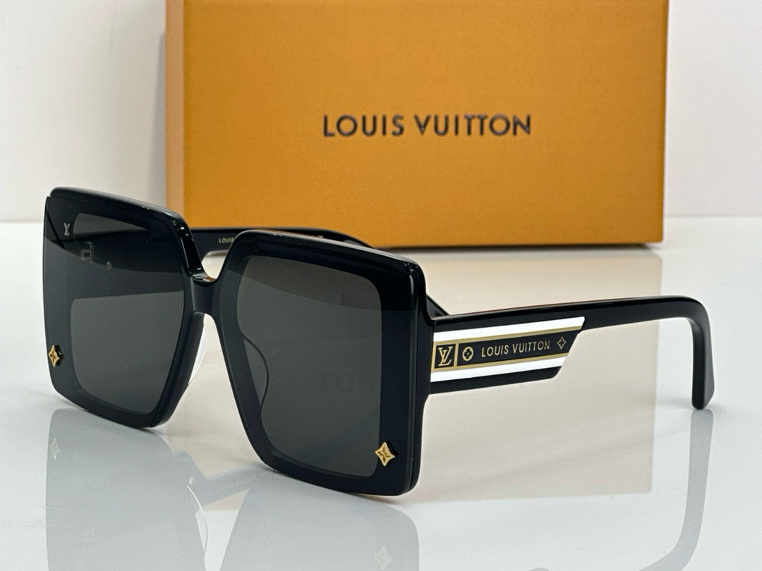 LU  Sunglasses