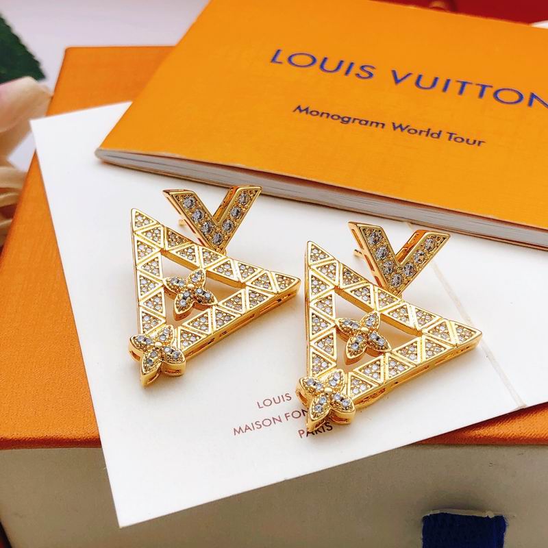 LU  Fashion Earrings 3 Color's