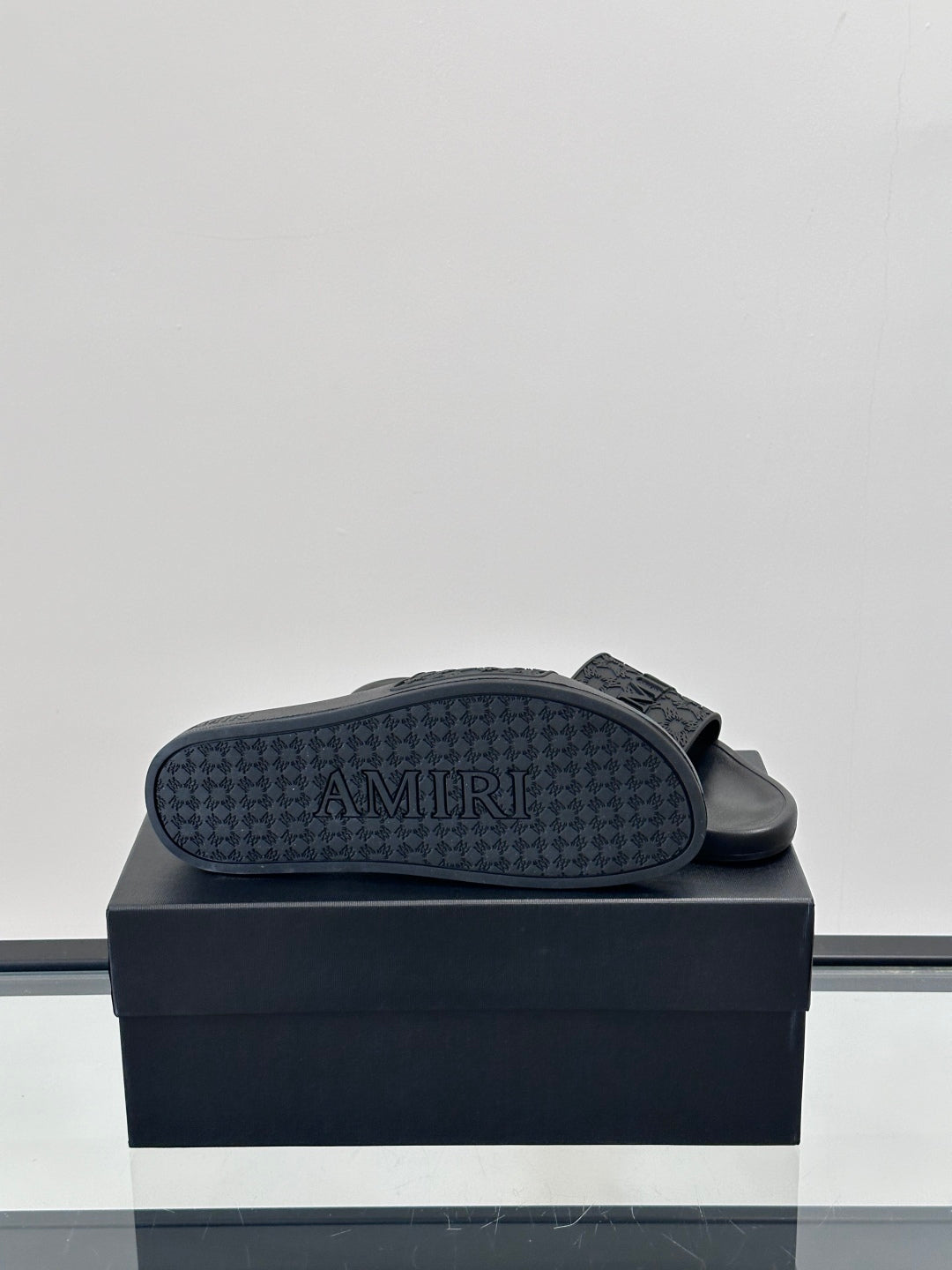 AMR Slippers 3 Color's   Man
