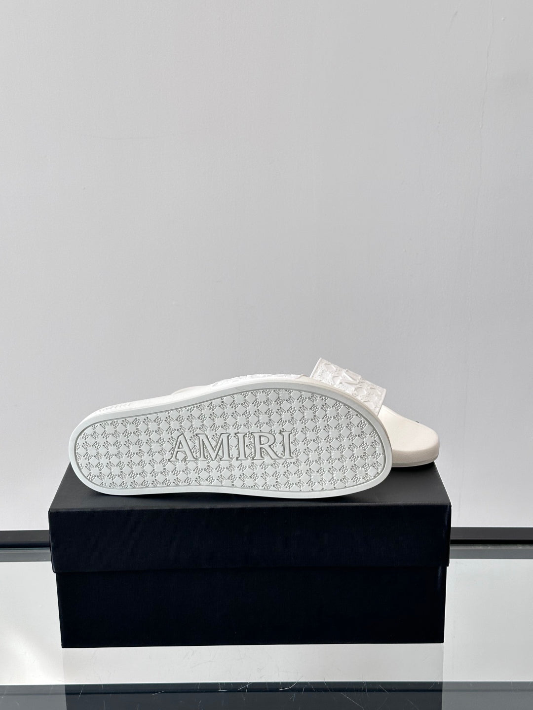 AMR Slippers 3 Color's   Man