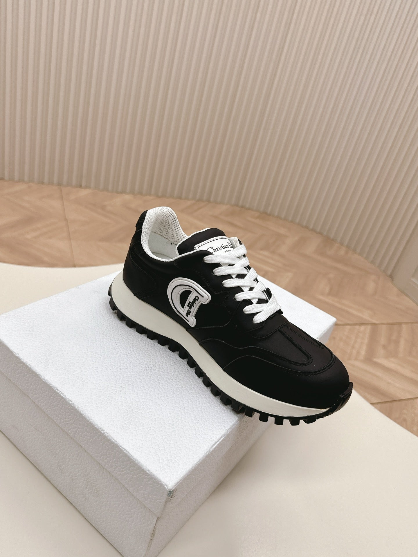 CHD  Sneakers Trainers 2 Color's Woman