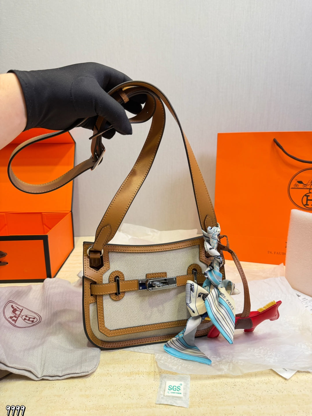 HRM Swift Bag  22 Cm  2 Color's