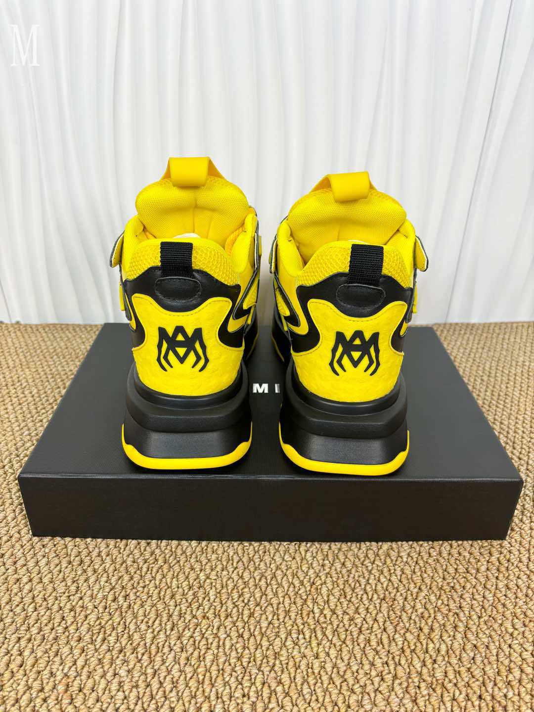 AMR Sneakers 4 Color's High 46