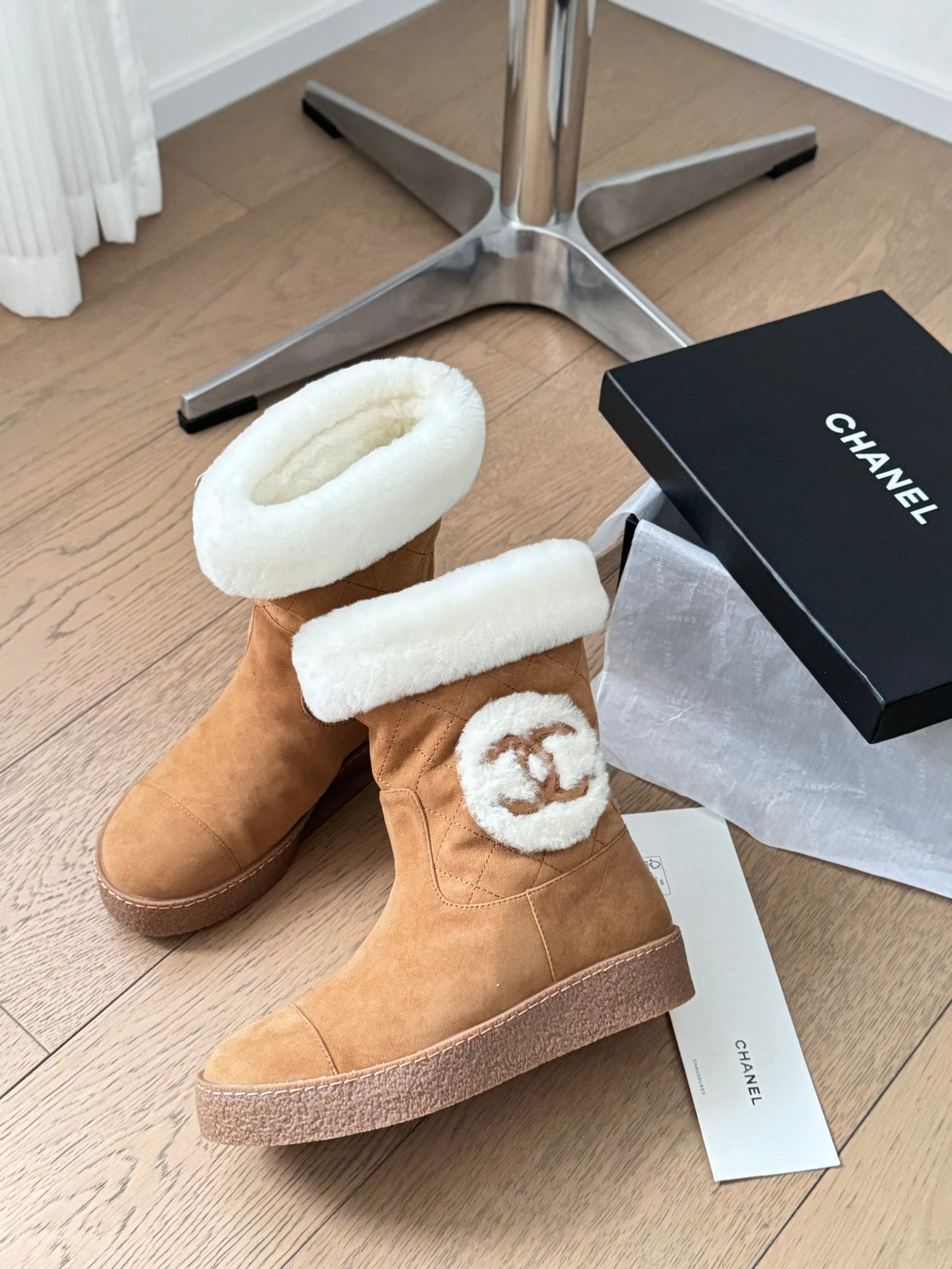 CHL UGG  Boots 2 Color's