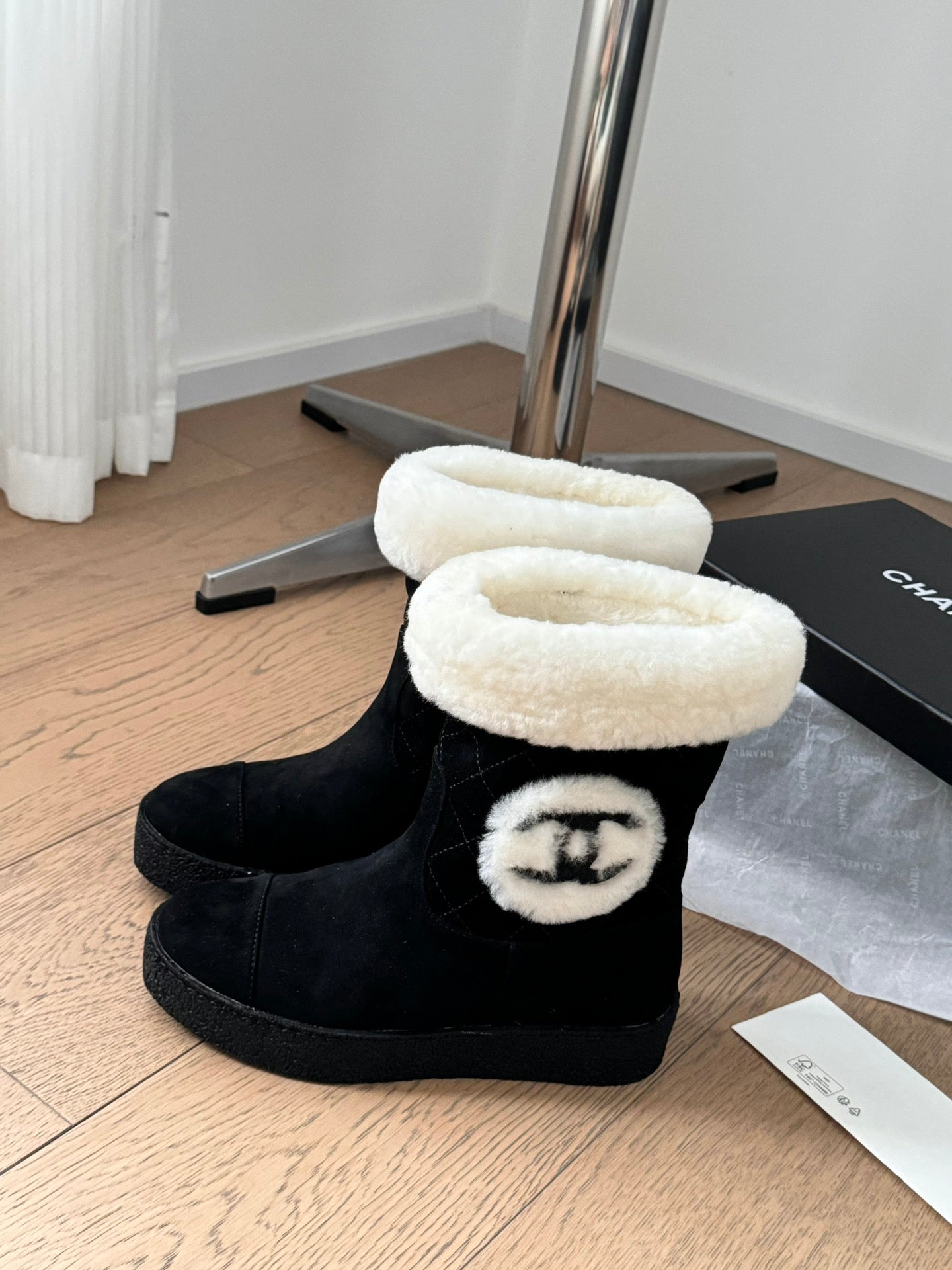 CHL UGG  Boots 2 Color's