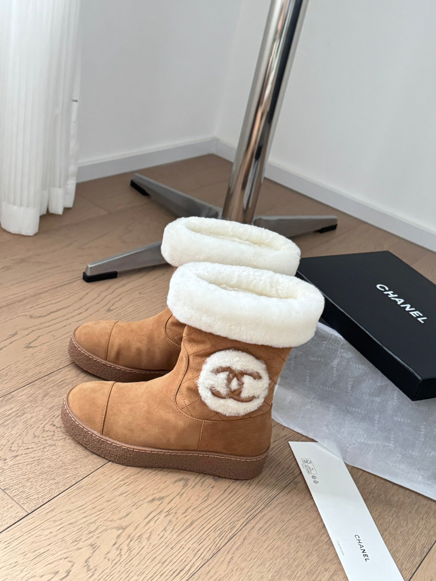 CHL UGG  Boots 2 Color's