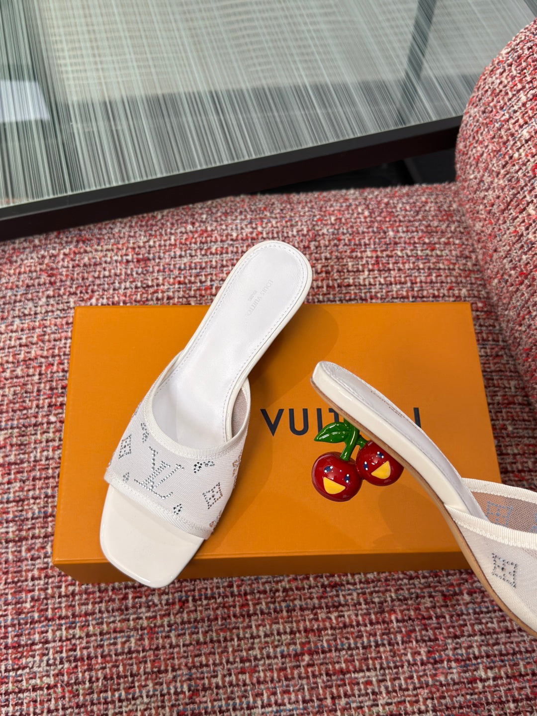 LU Slippers Sandals   Woman 3 Color 's