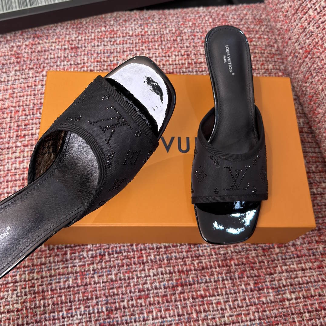 LU Slippers Sandals   Woman 3 Color 's
