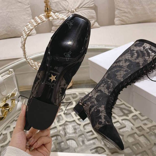 CHD Woman Boots  2 Color's  High