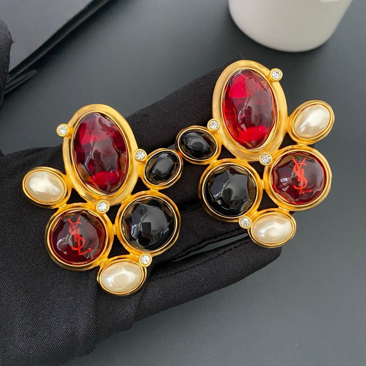 Y L Fashion Earrings