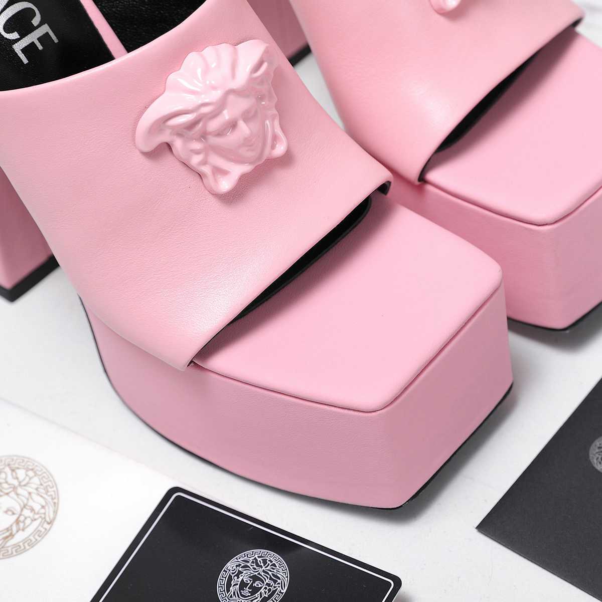 VRC Shoes  Woman 2 Color's  Platform Heels