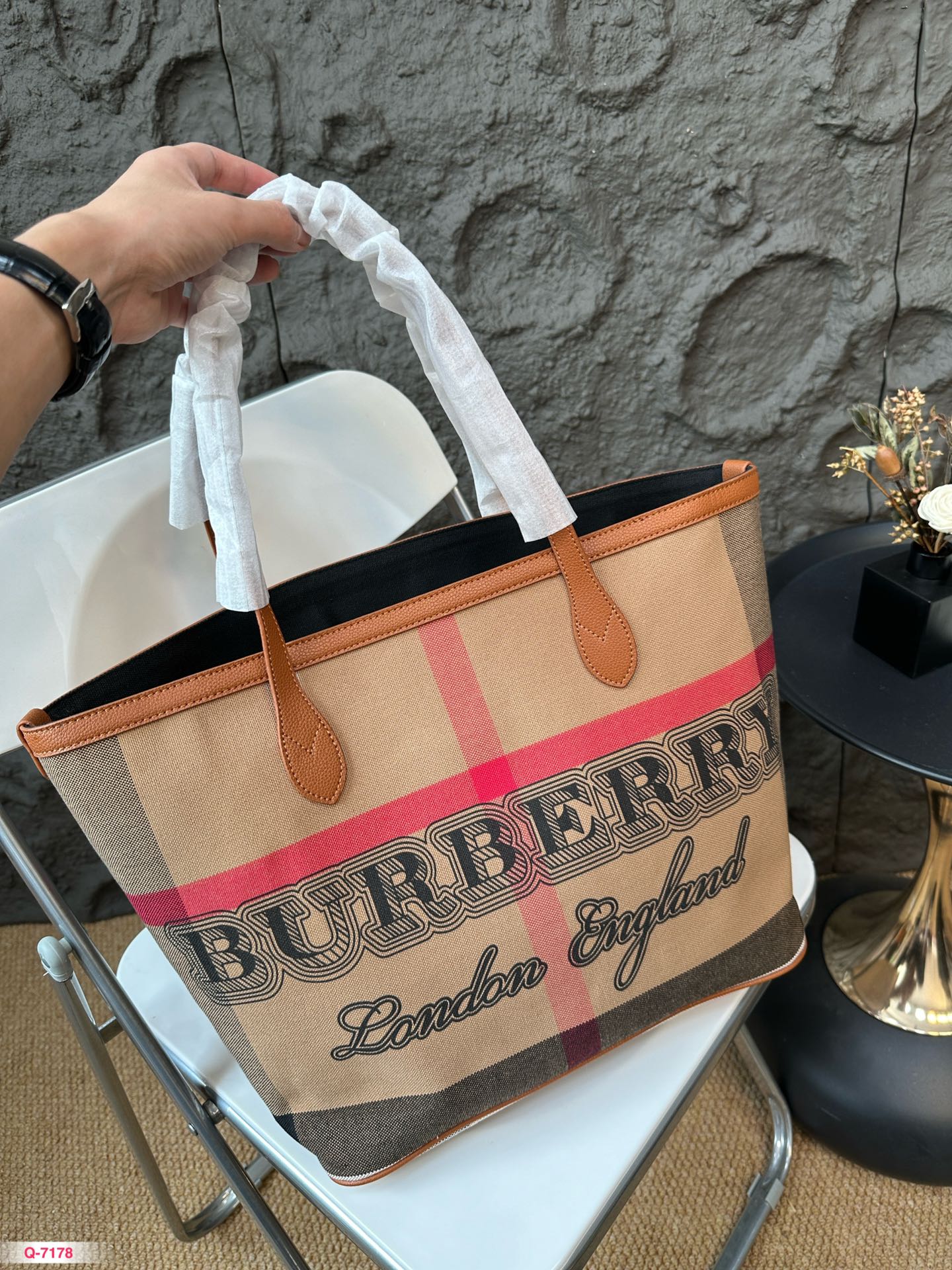 BURBBER Tote Bag 2 Color's 34 cm