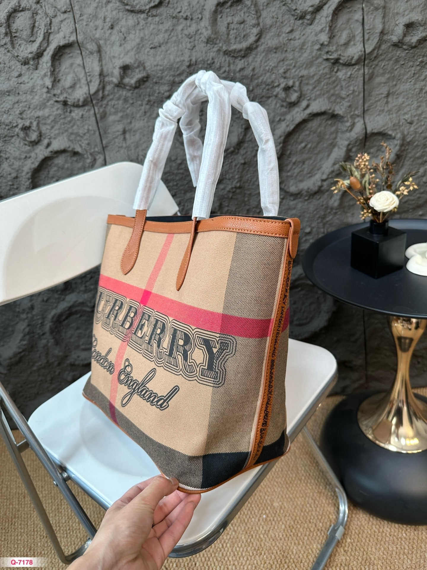 BURBBER Tote Bag 2 Color's 34 cm