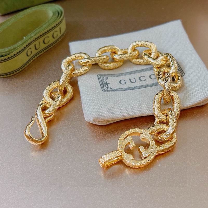 GU Fashion Bracelet
