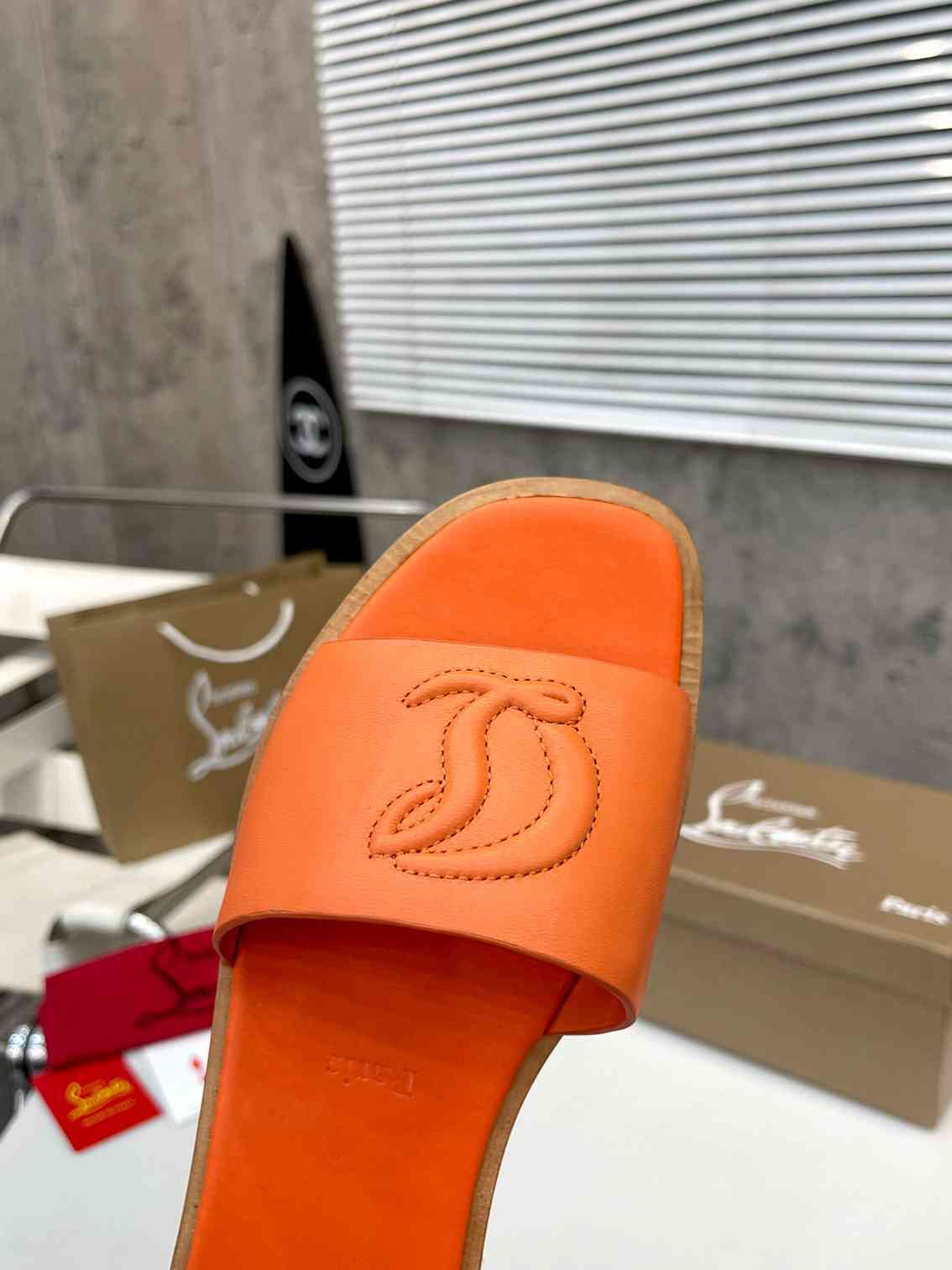 LABUTIN slippers  Woman 6 Color's