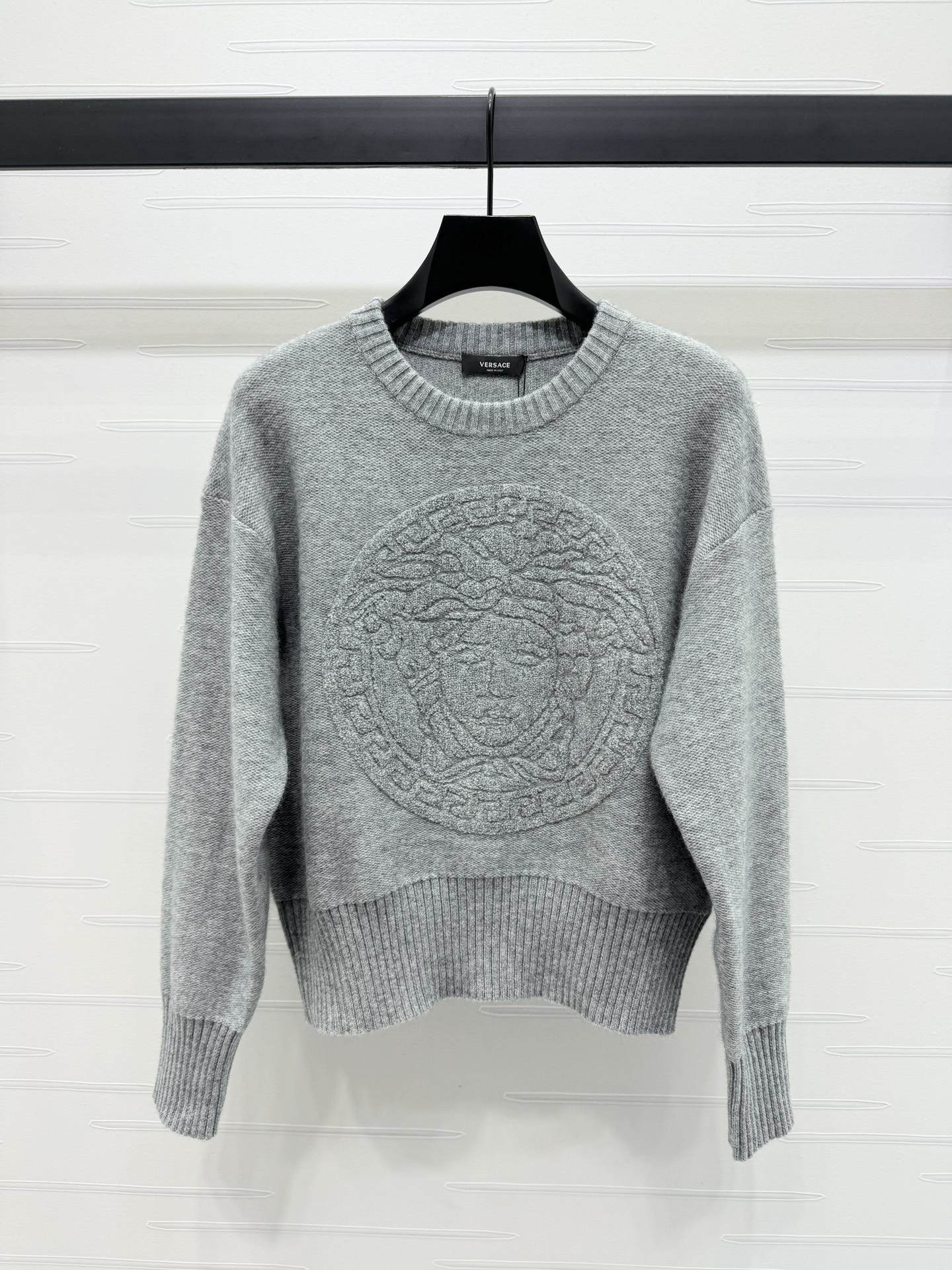 VRC Sweater Woman 4 Color's Oversize Limited