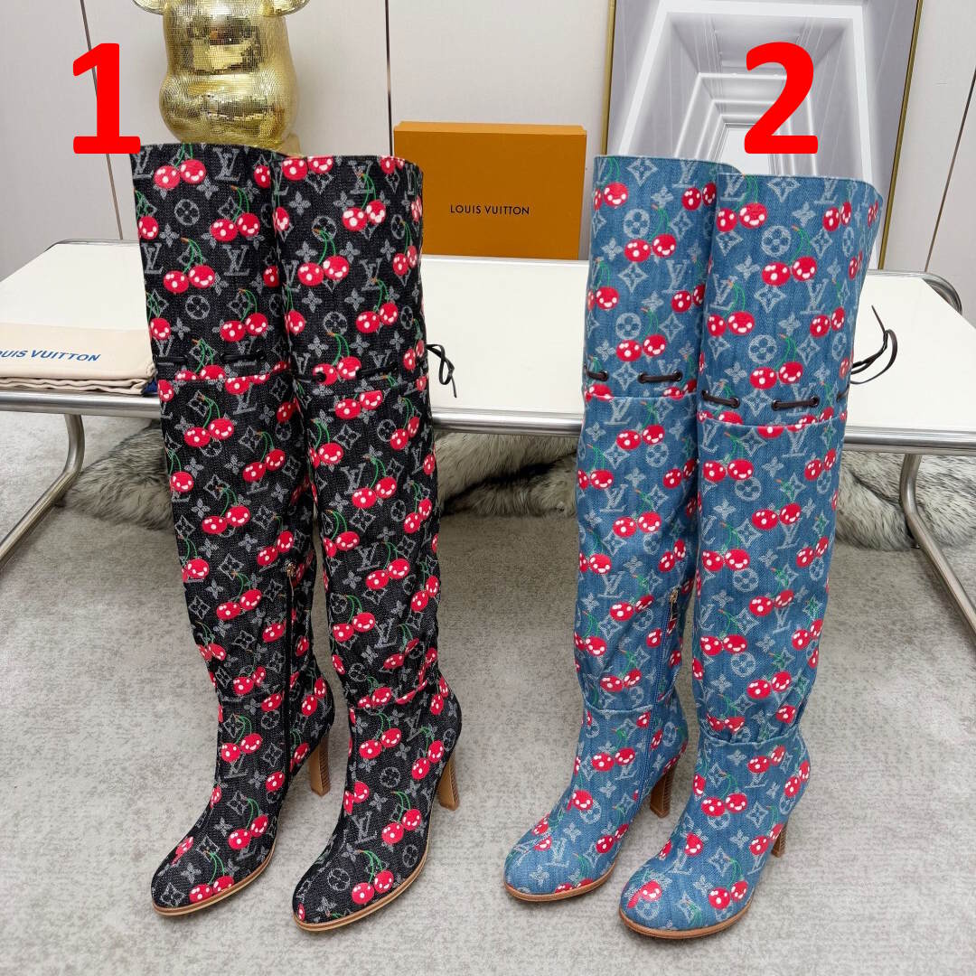 LV  Woman Boots Over knee 2 Color's 42