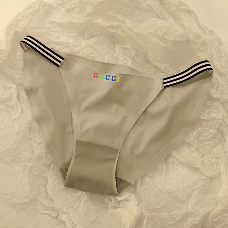 GU  Underwear Set Woman