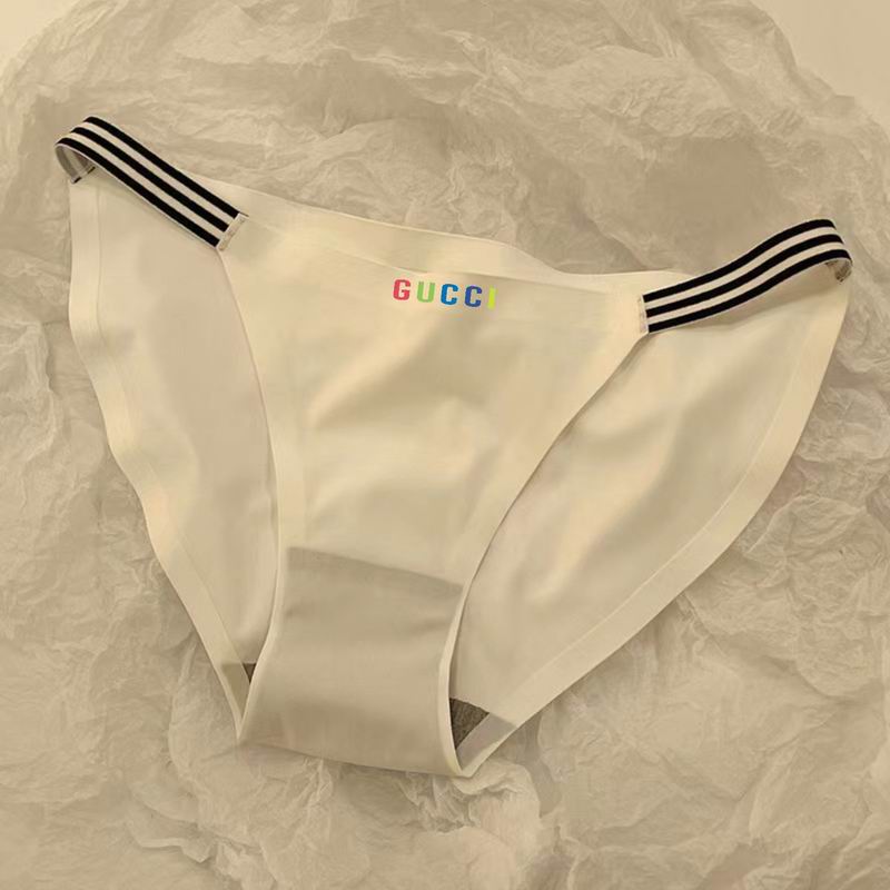 GU  Underwear Set Woman
