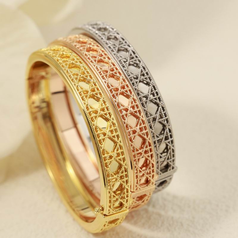 CHD  Fashion Bracelet 3 Color's