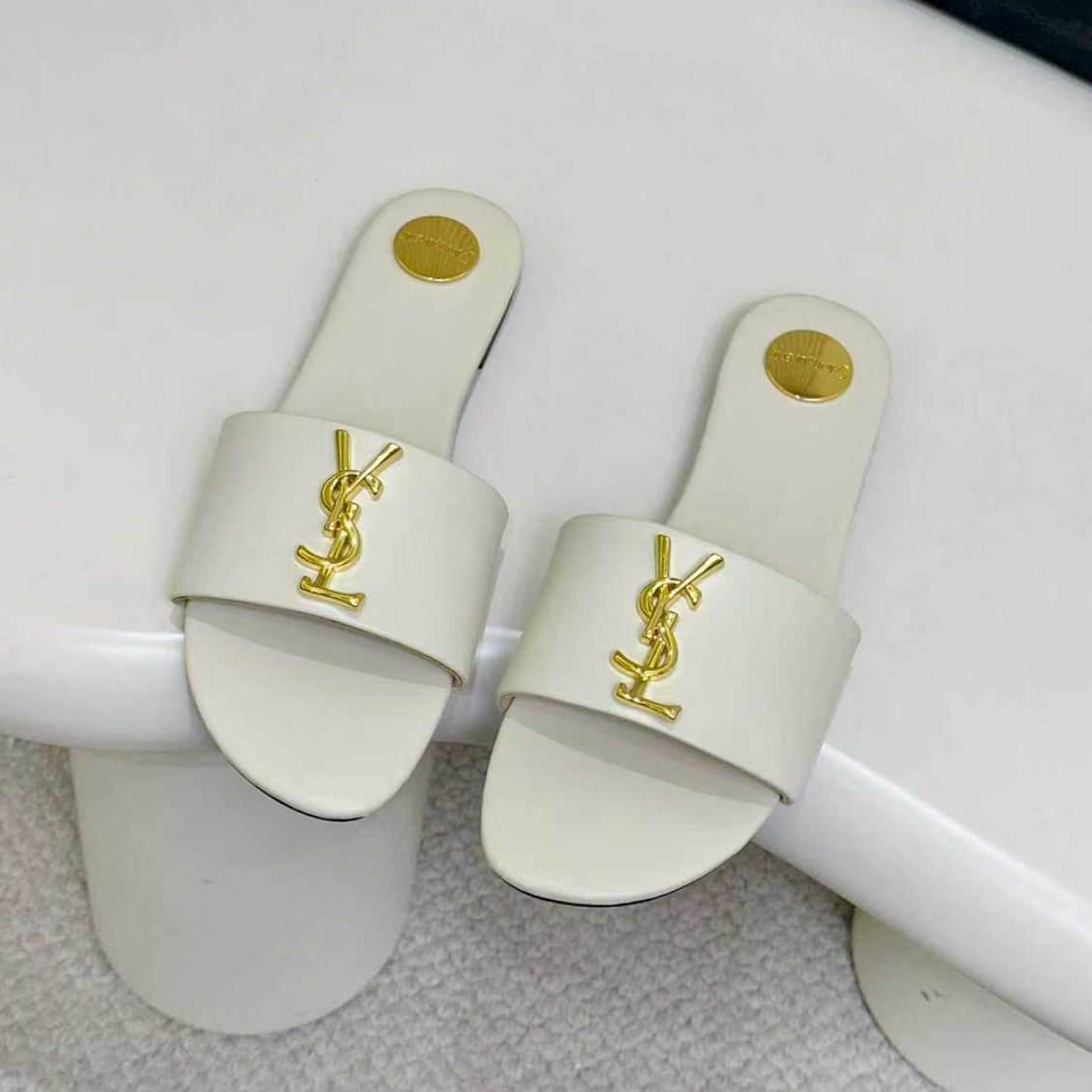 Y L  Slippers Woman 7 Color's