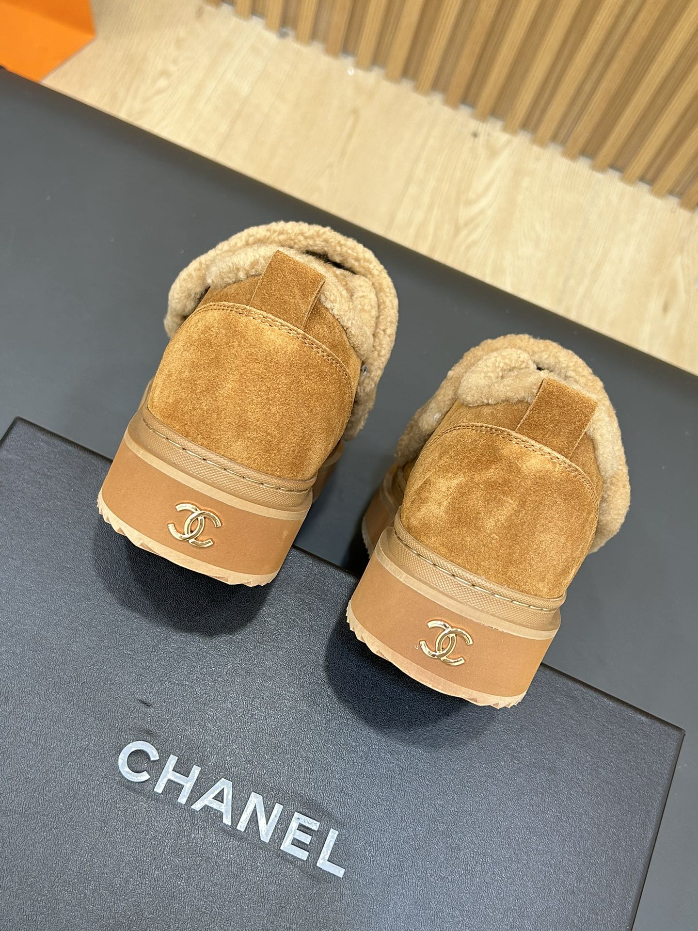 CHL Shearling  Shoes  2 Color 's