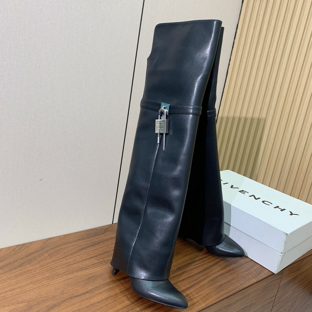 GIVENJY Flat Boots 2 Color's 42 Over Knee