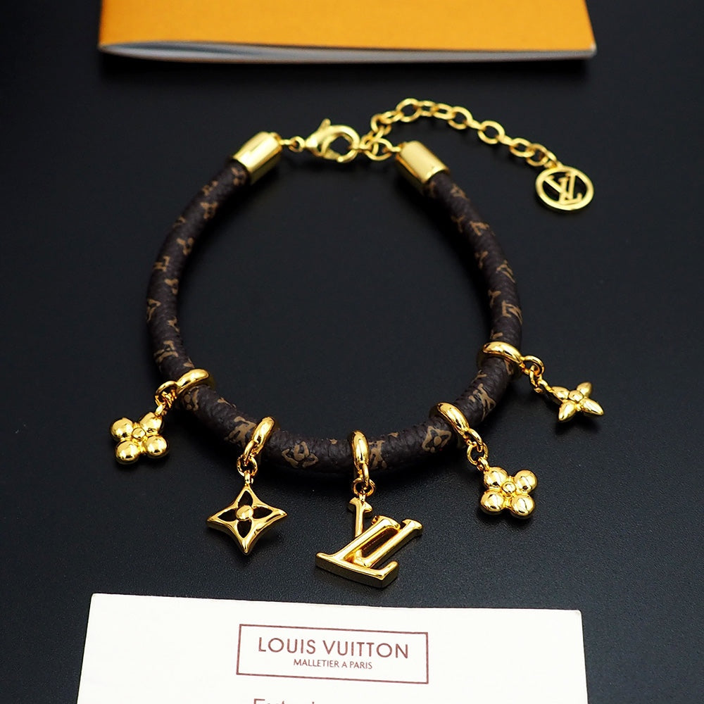 LU  Bracelet