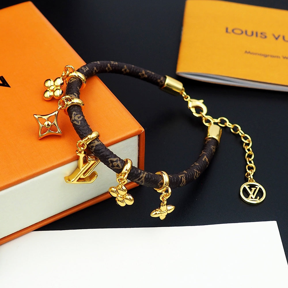 LU  Bracelet