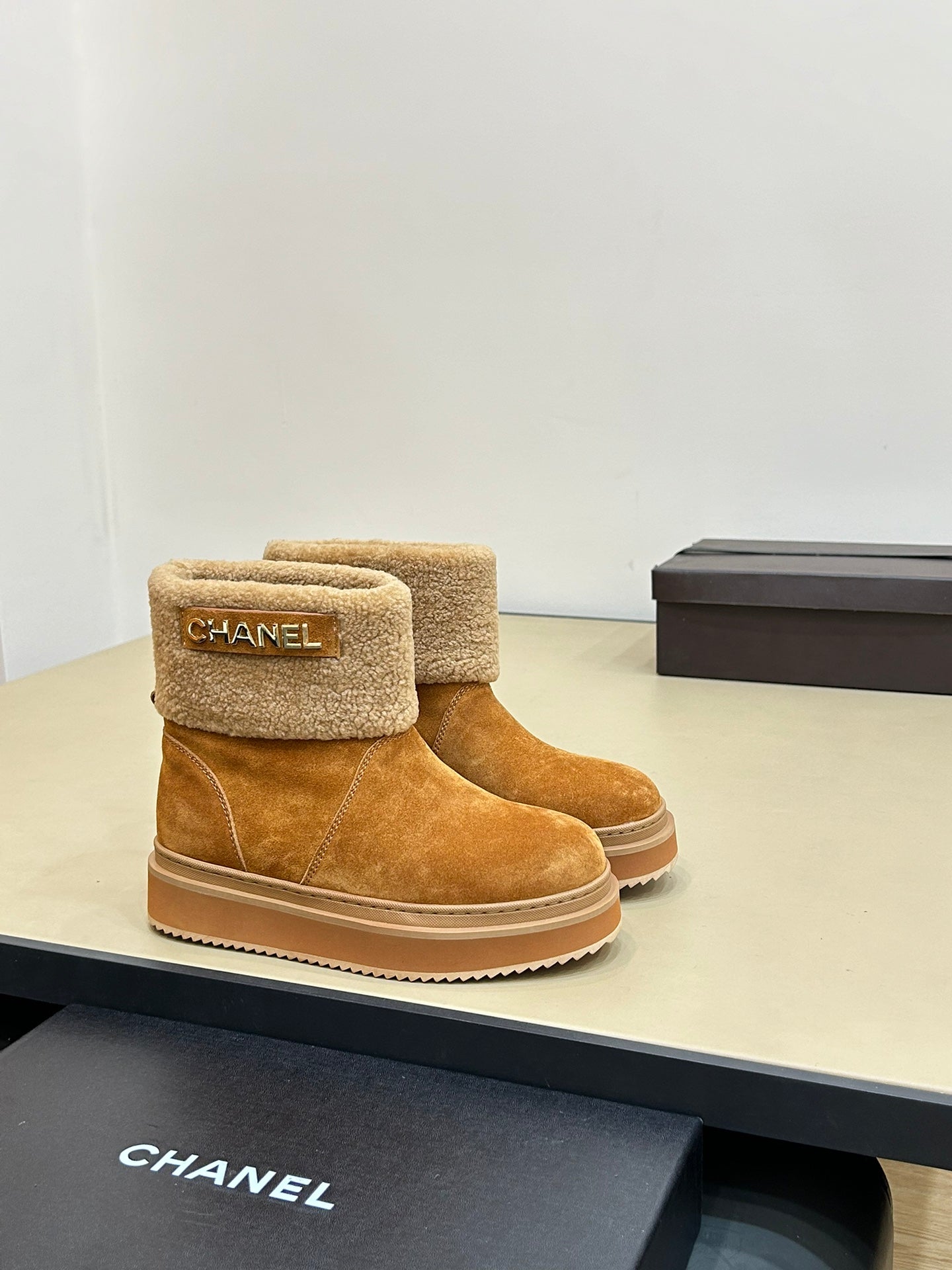 CHL   UGG Boots Woman Low 2 Color's