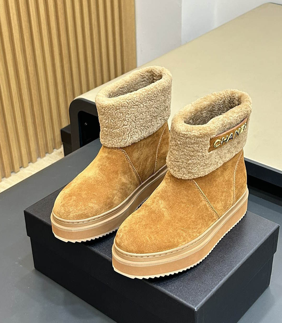 CHL   UGG Boots Woman Low 2 Color's