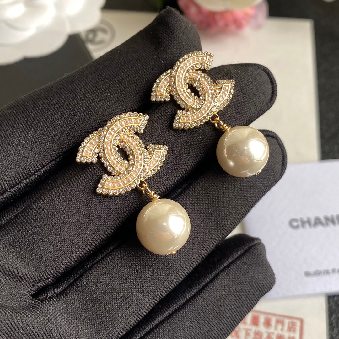 C H L Fashion earrings  SALE-min order required