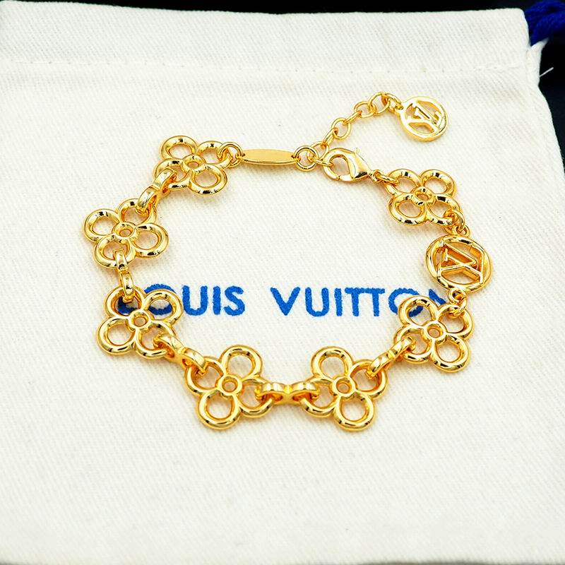 LU Fashion Bracelet