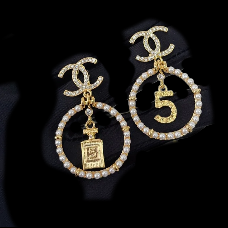 C H L Fashion earrings  SALE-min order required