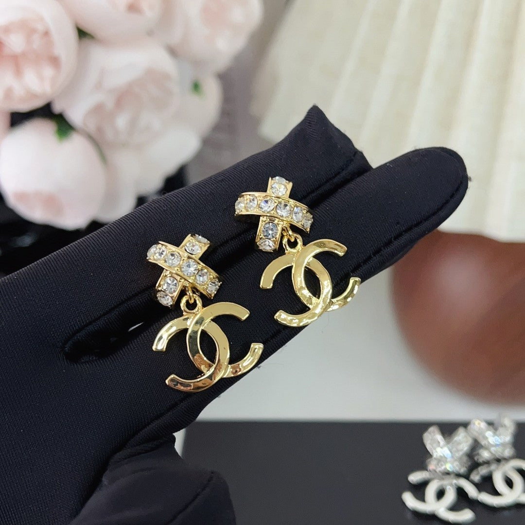 C H L Fashion earrings  SALE-min order required