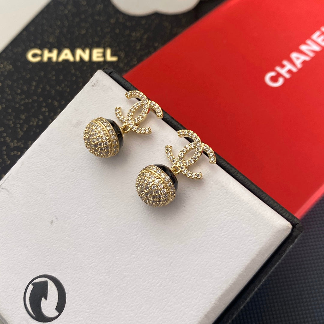 C H L Fashion earrings  SALE-min order required